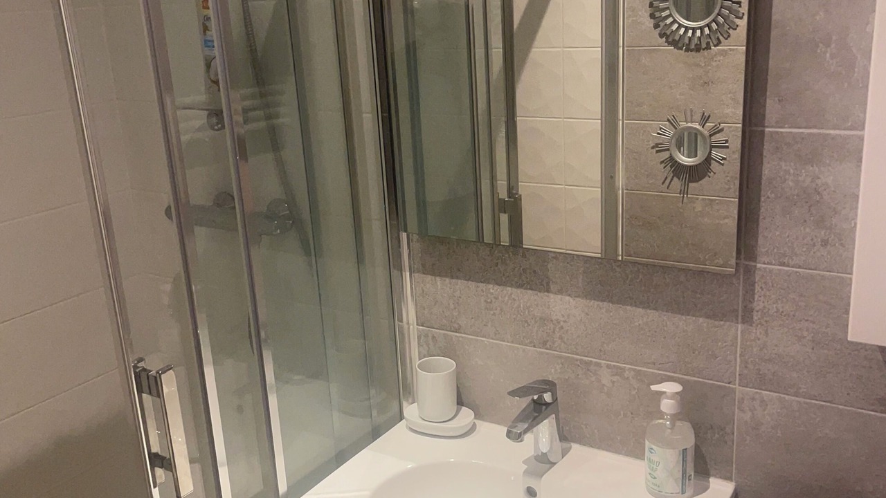 Photo of Bathroom in Carolles