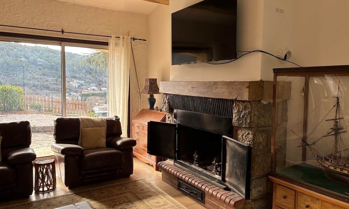 Photo of Livingroom in Couiza