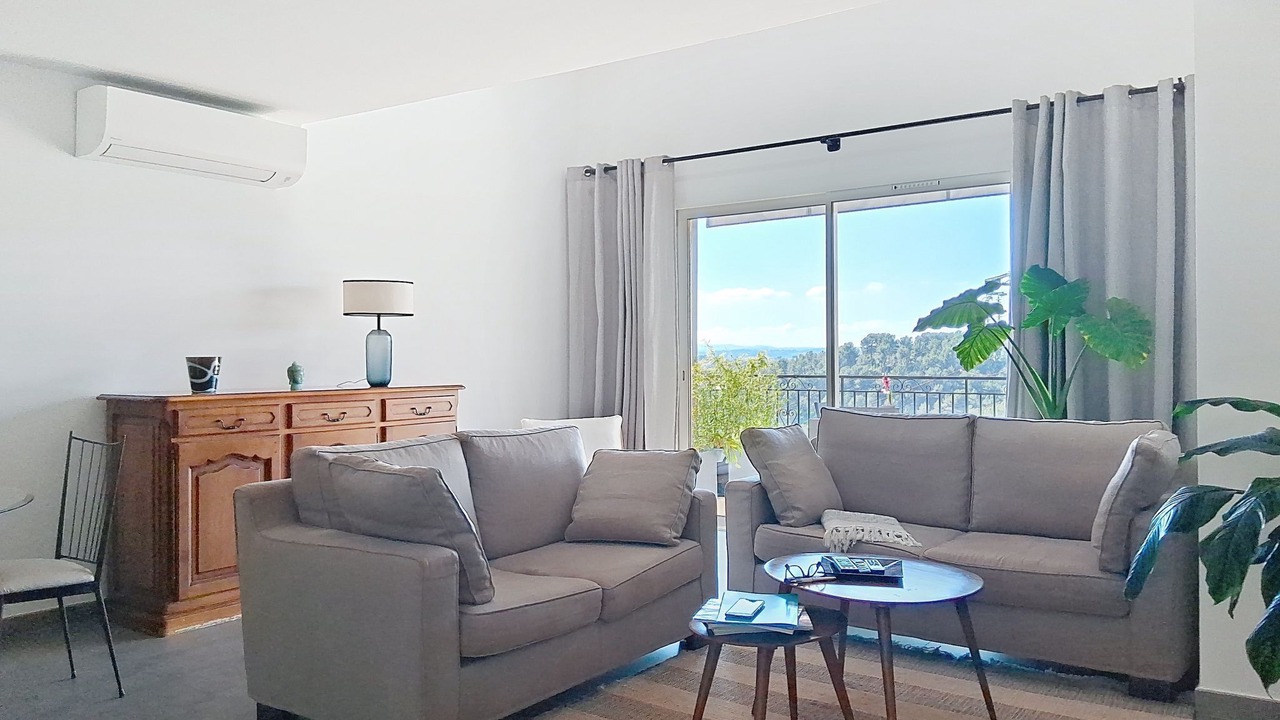 Photo of Livingroom in La Gaude