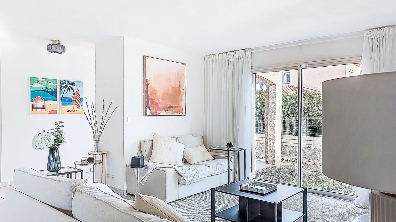 Photo of Livingroom in Brouilla