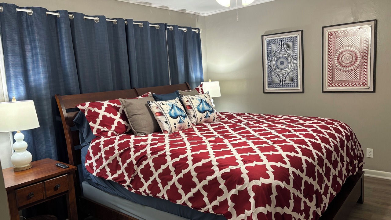 Photo of Bedroom in Enid