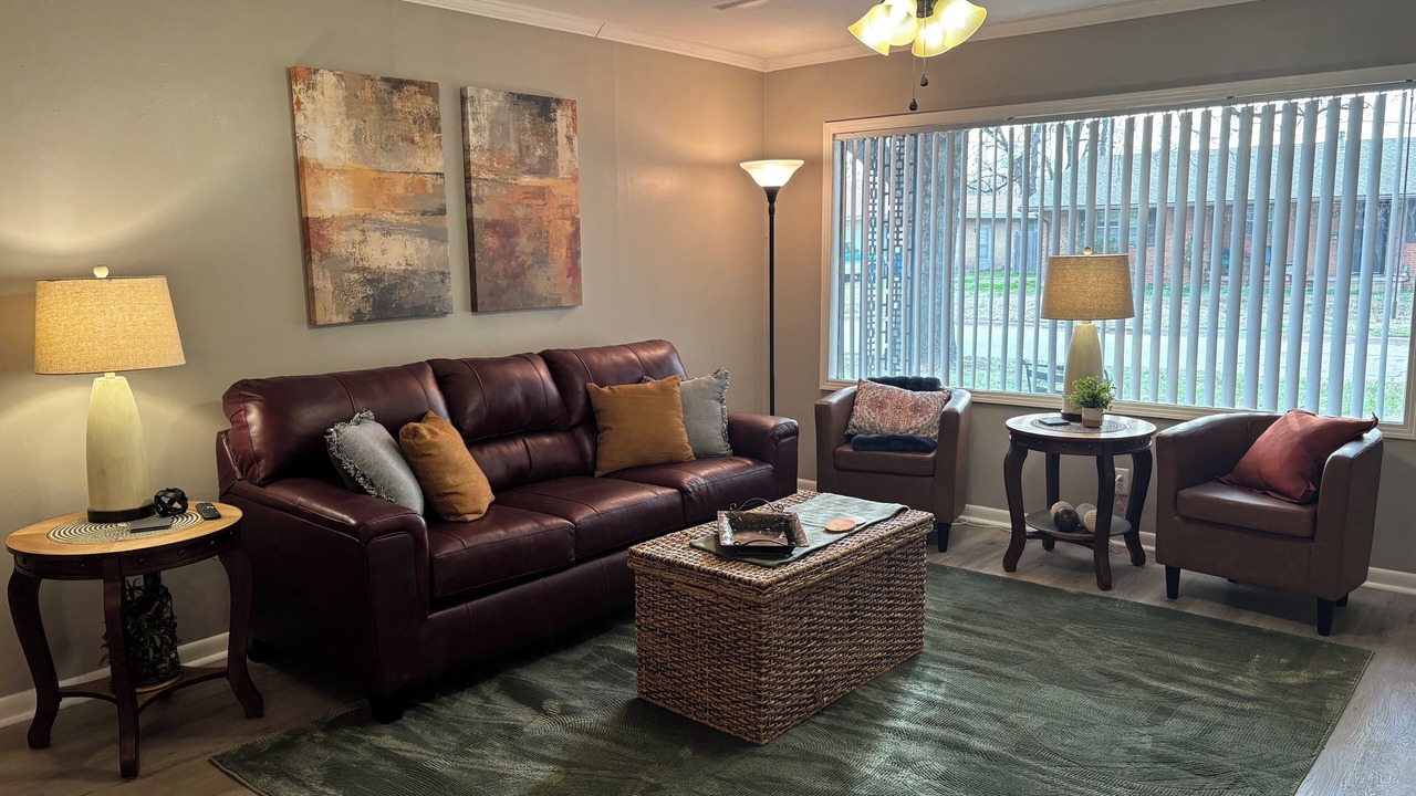 Photo of Livingroom in Enid