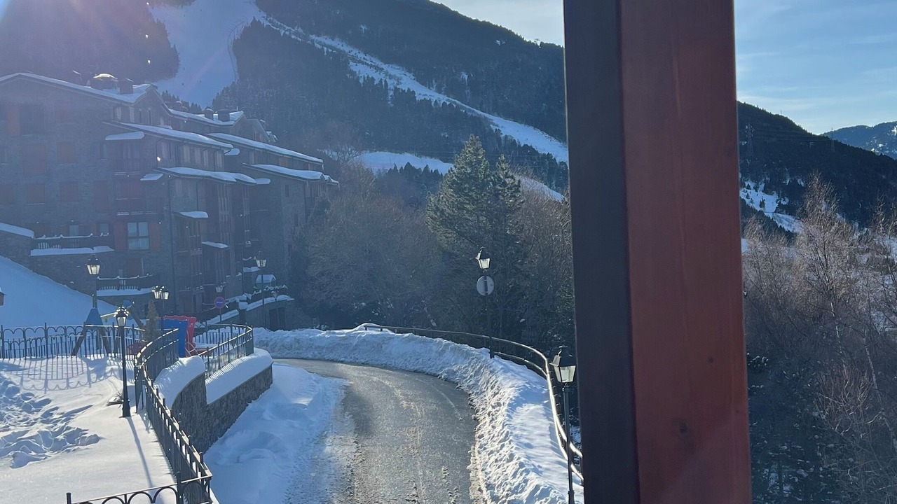 Photo of Outdoor in Incles