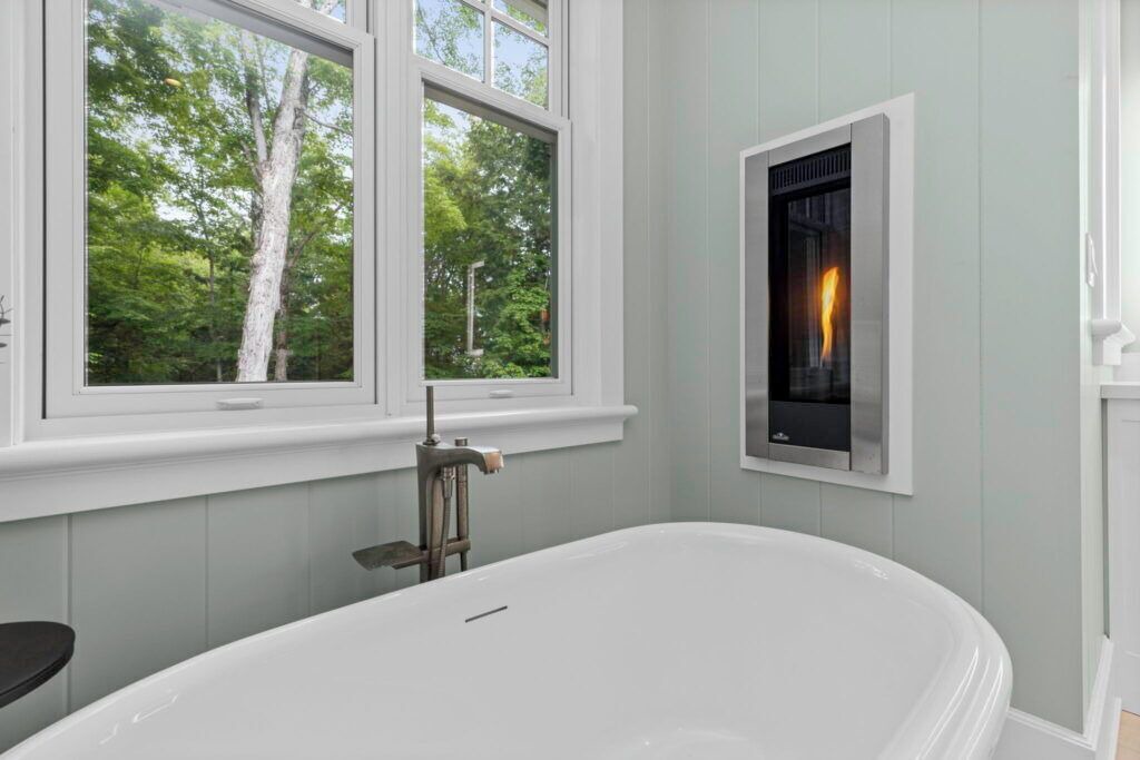 Photo of Bathroom in Baysville