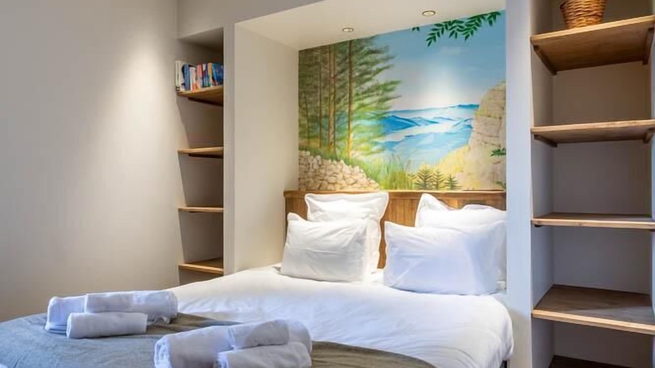 Photo of Bedroom in Saint-Jean-dʼArvey