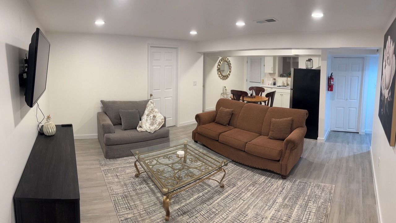 Photo of Livingroom in Potomac