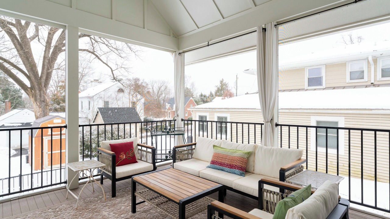 Photo of Outdoor in Martha Jefferson