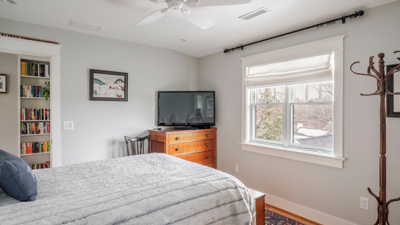 Photo of Bedroom in Martha Jefferson