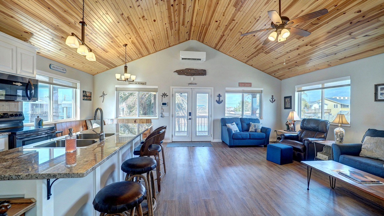 Photo of Livingroom in Rockport