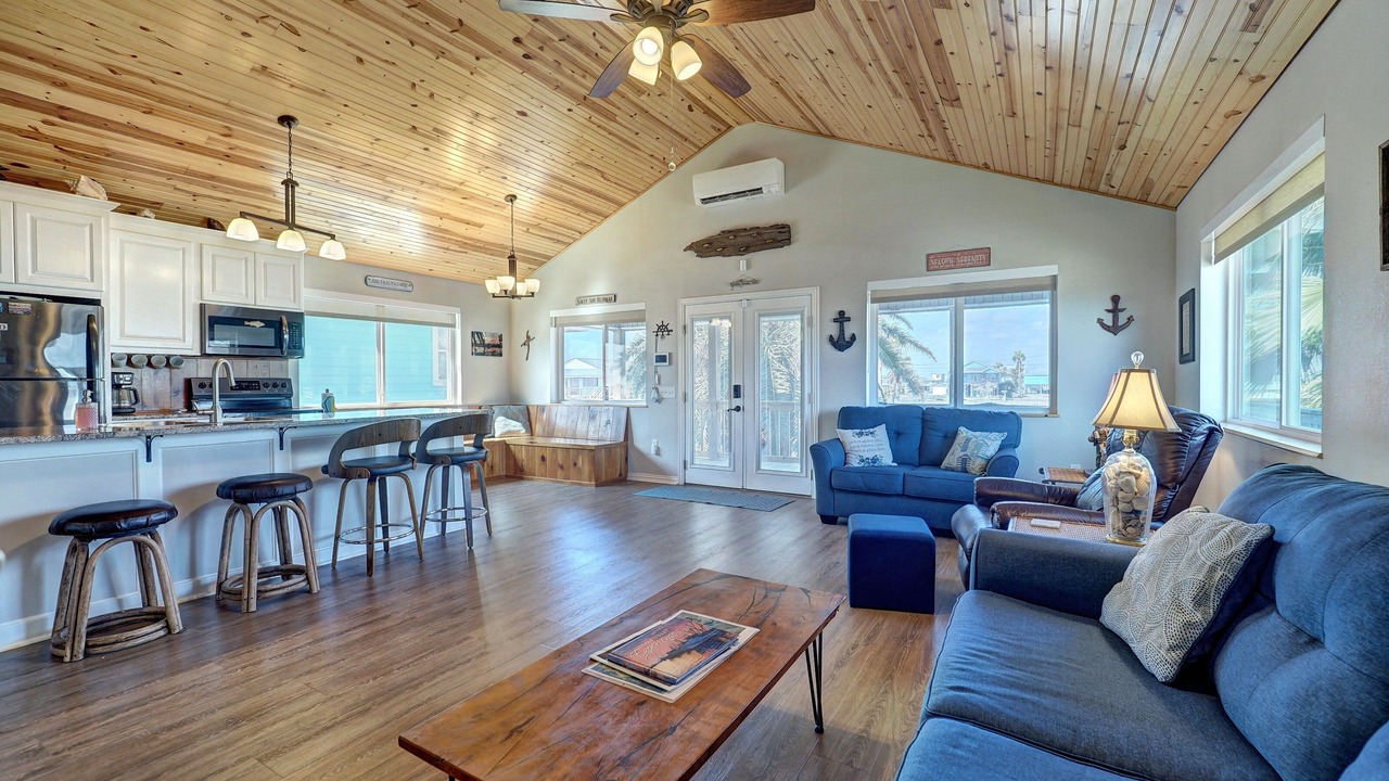 Photo of Livingroom in Rockport