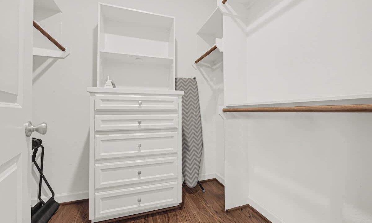 Photo of Bedroom in Greater Fondren Southwest