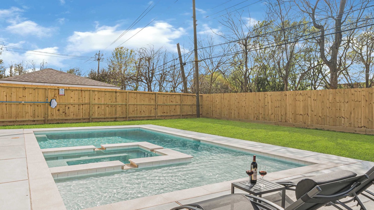 Photo of Outdoor in Greater Fondren Southwest