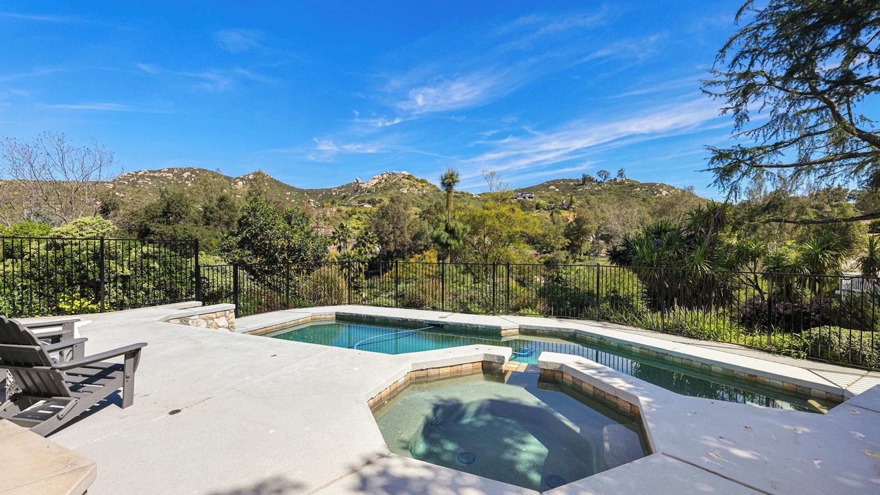 Photo of Outdoor in Country Club