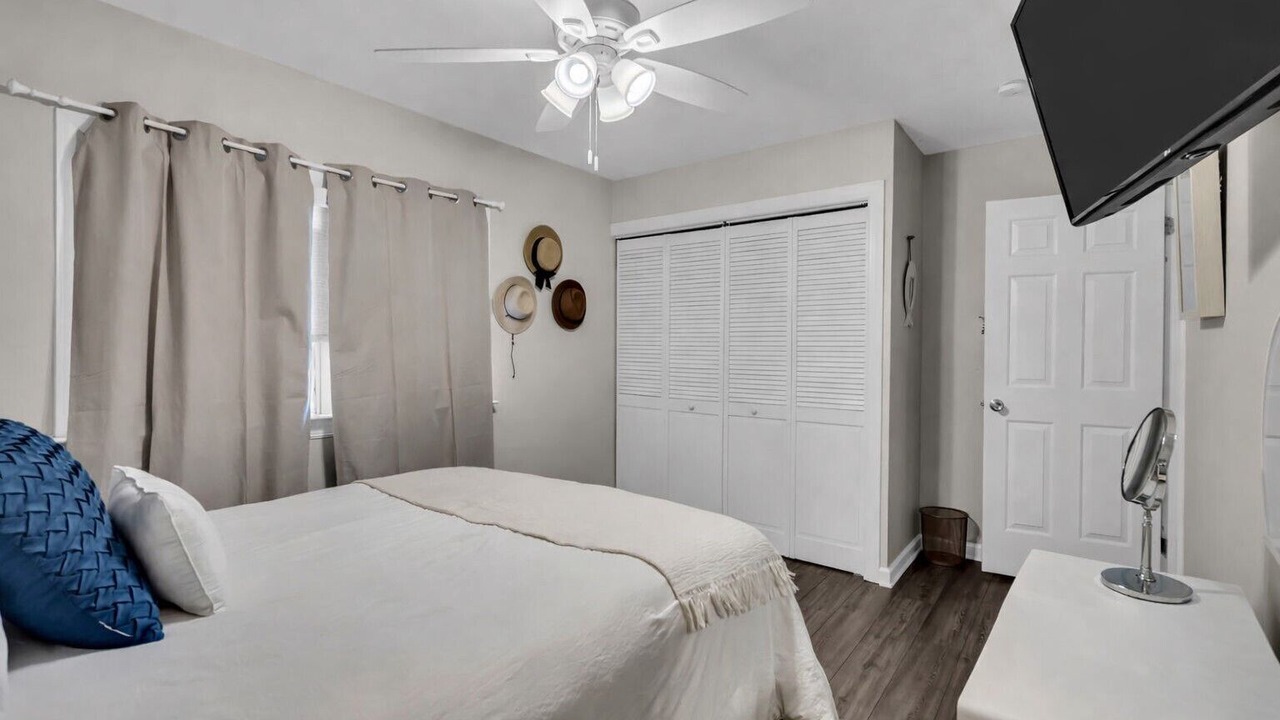 Photo of Bedroom in Toms River