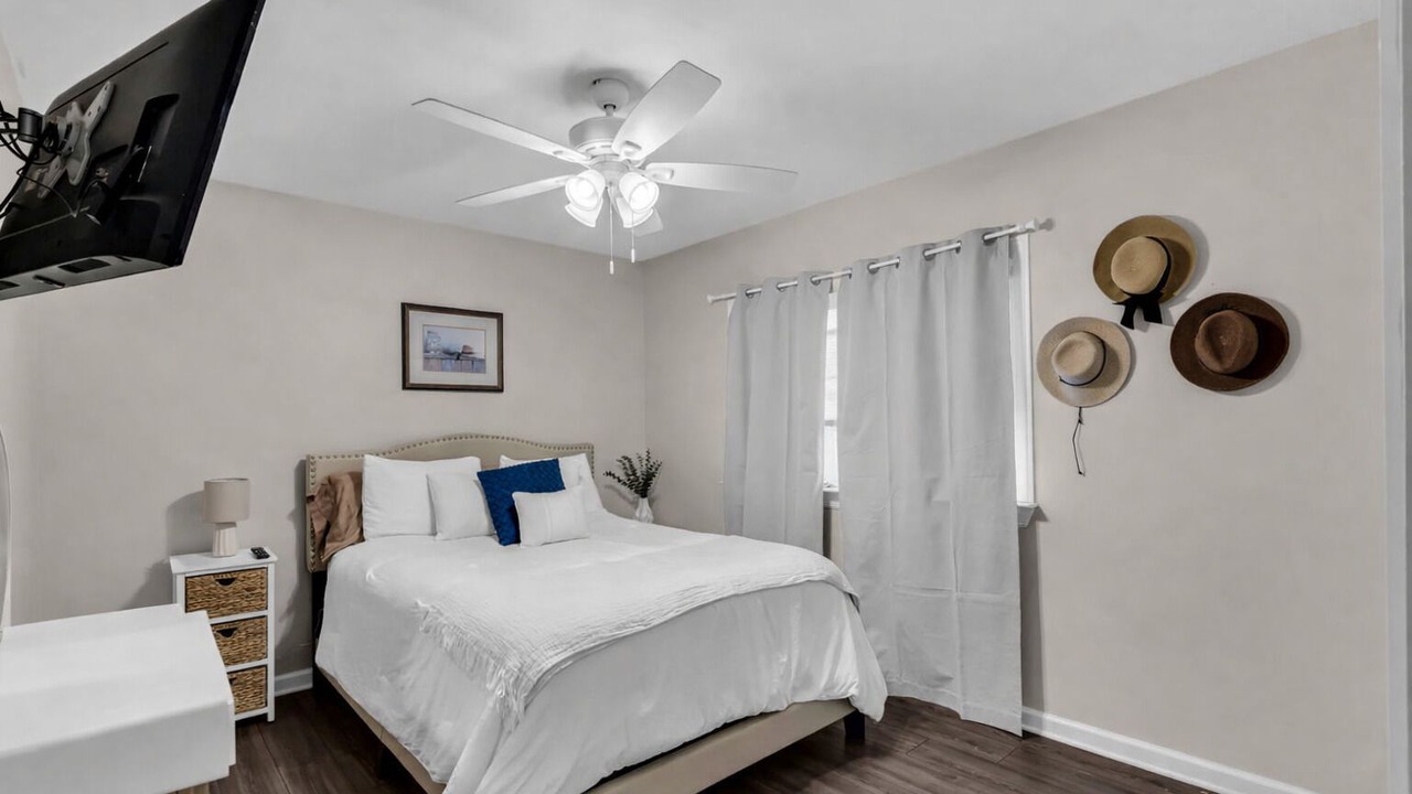 Photo of Bedroom in Toms River