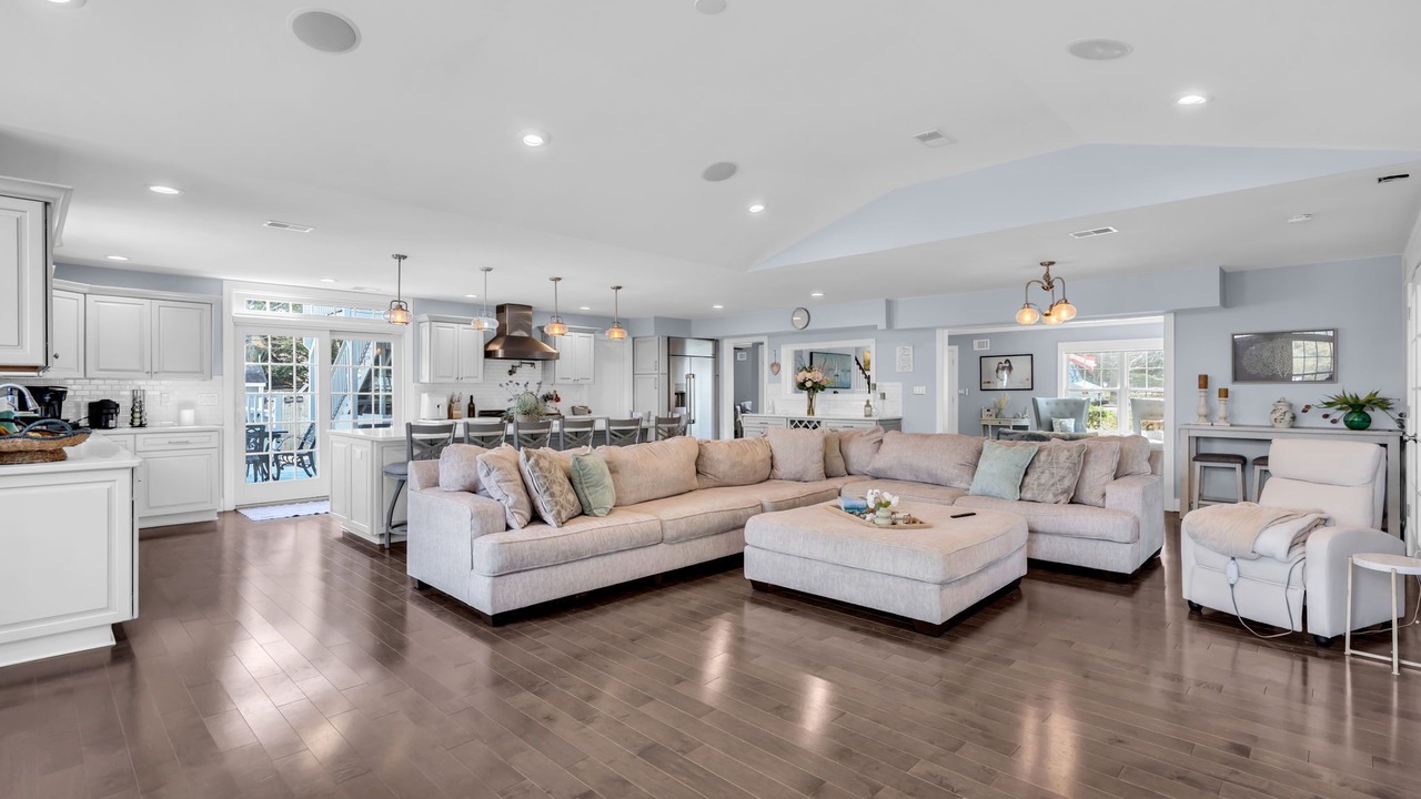 Photo of Livingroom in Toms River