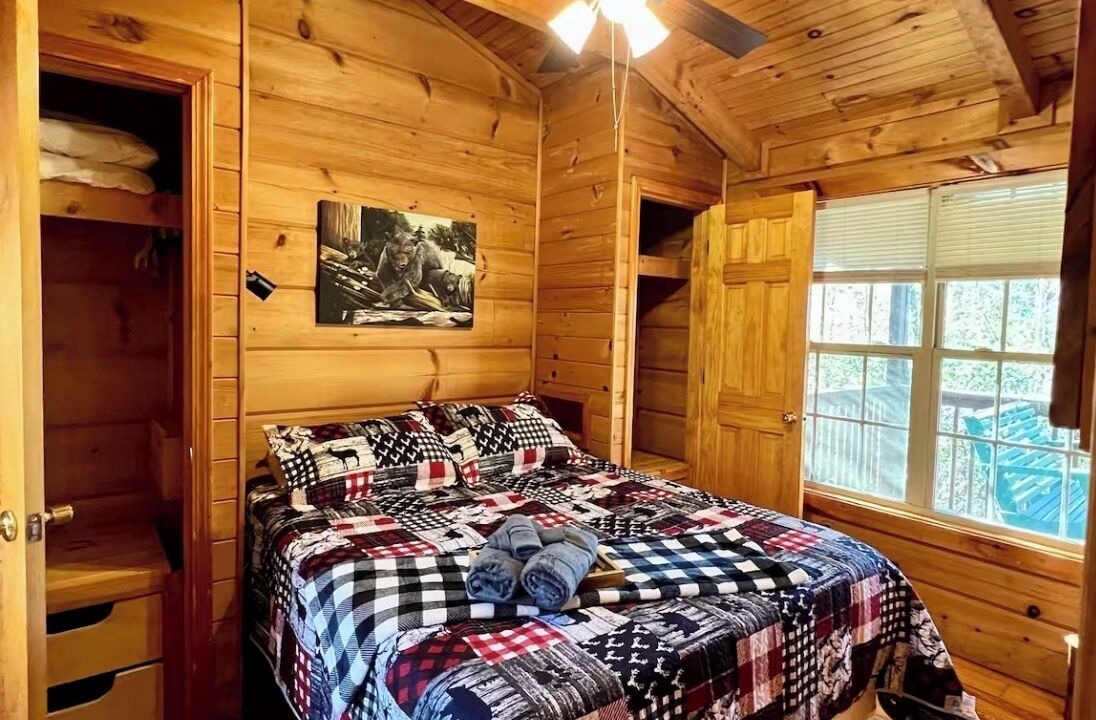 Photo of Bedroom in Sunset