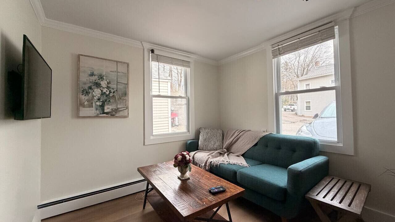 Photo of Livingroom in Southington