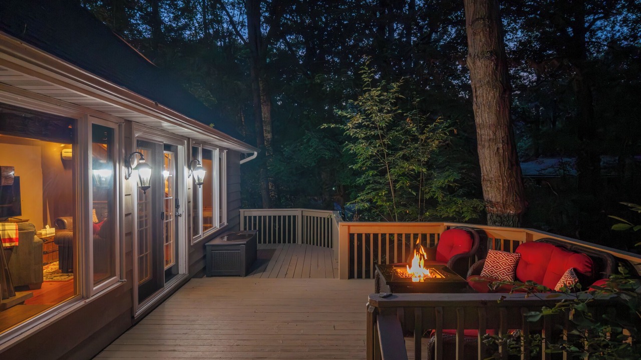 Photo of Patio Balcony in Grand Bend