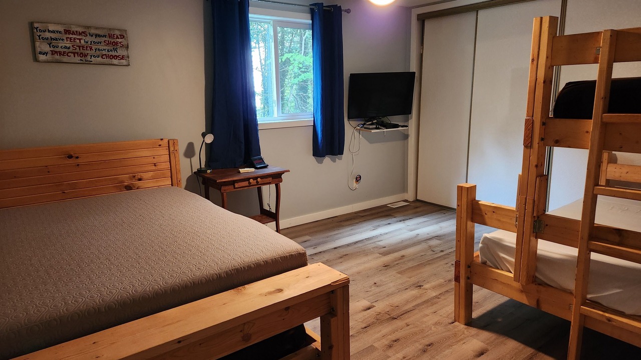 Photo of Bedroom in Inverhuron