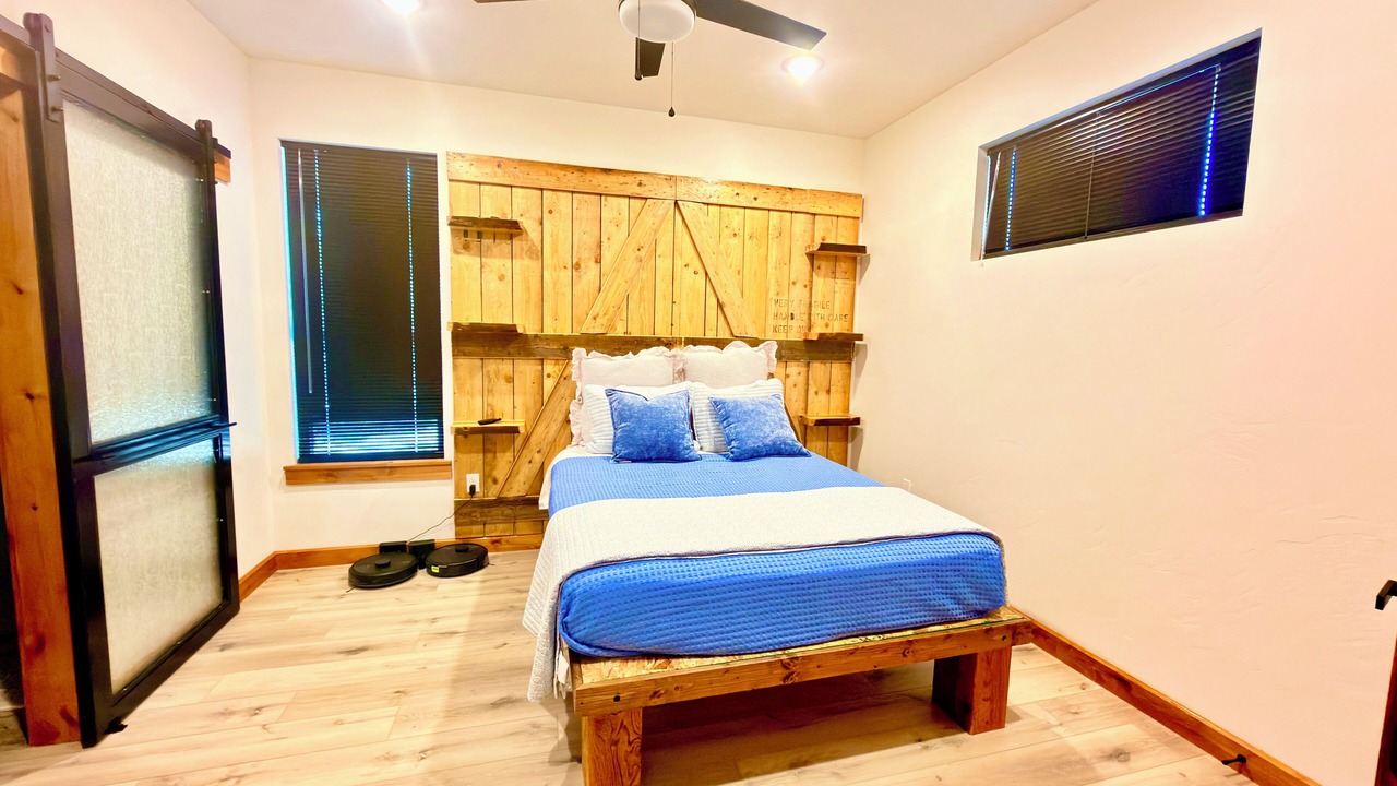 Photo of Bedroom in Graford