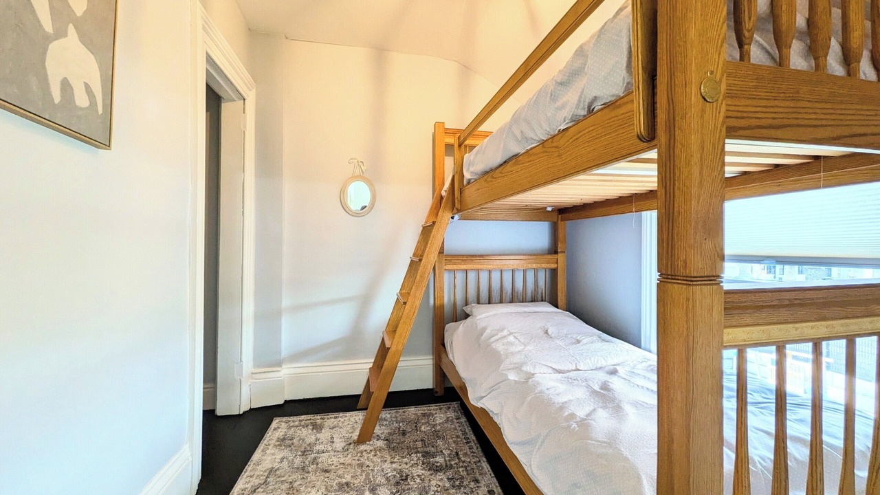 Photo of Bedroom in Cobourg