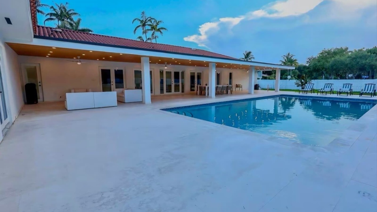Photo of Outdoor in Palmetto Bay