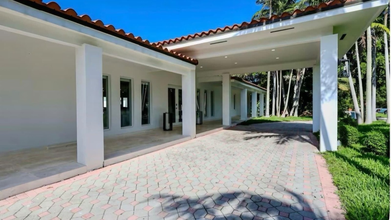 Photo of Outdoor in Palmetto Bay