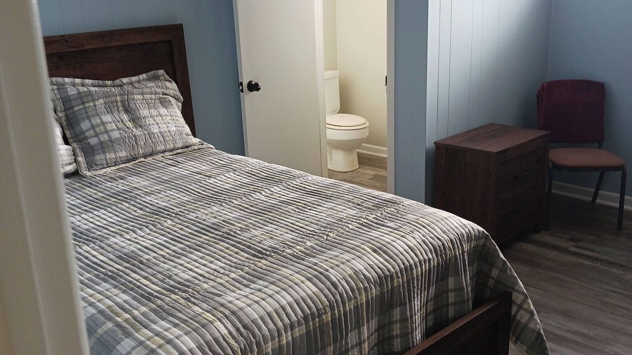 Photo of Bedroom in Overton