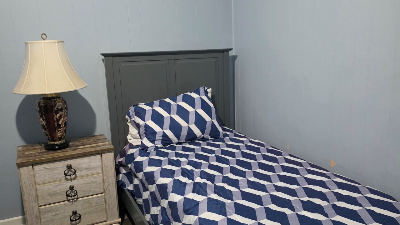 Photo of Bedroom in Overton