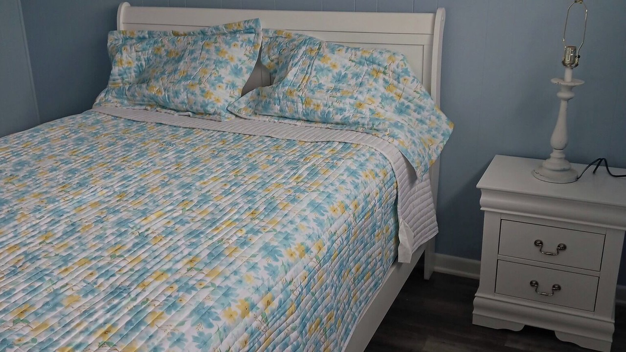 Photo of Bedroom in Overton