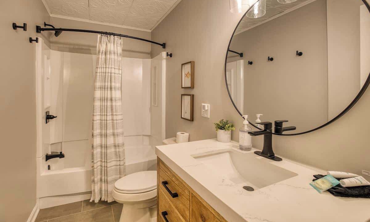 Photo of Bathroom in Gainesville