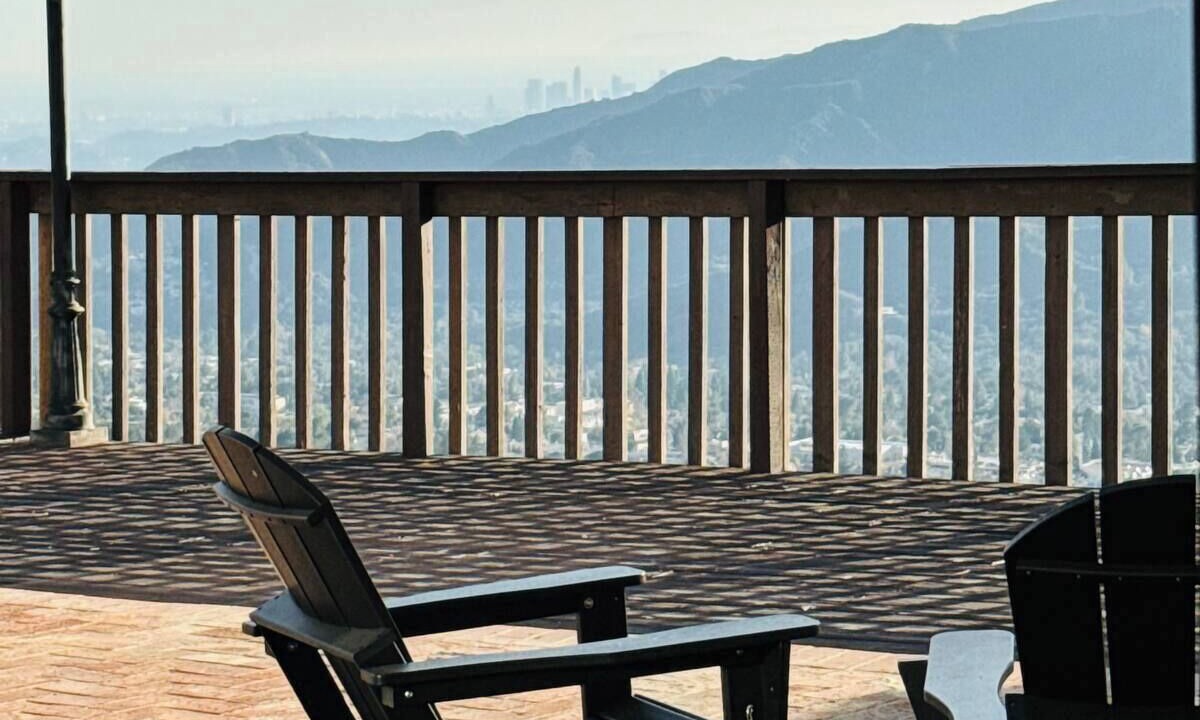 Photo of Patio Balcony in La Crescenta