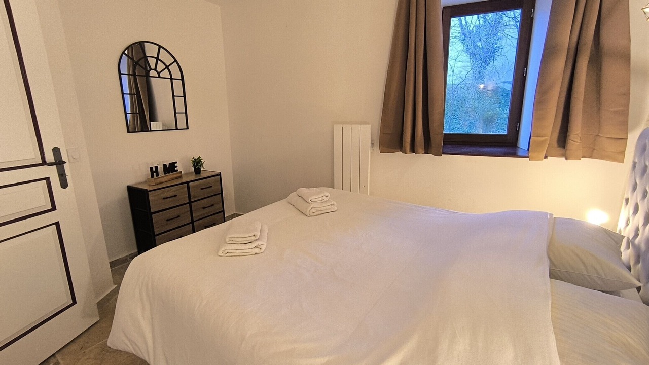 Photo of Bedroom in Montfroc