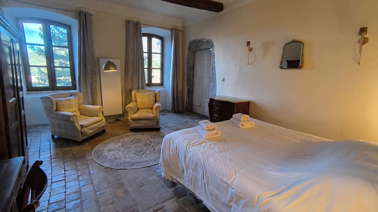Photo of Bedroom in Montfroc