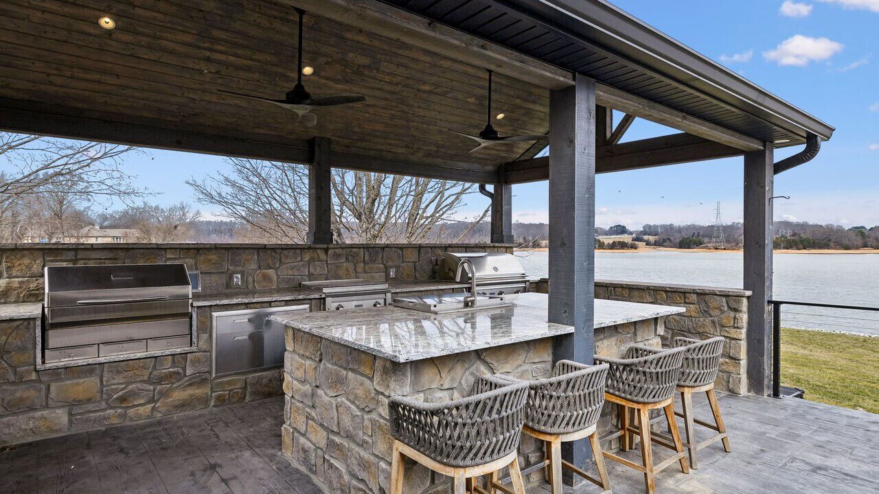 Photo of Outdoor in Winchester
