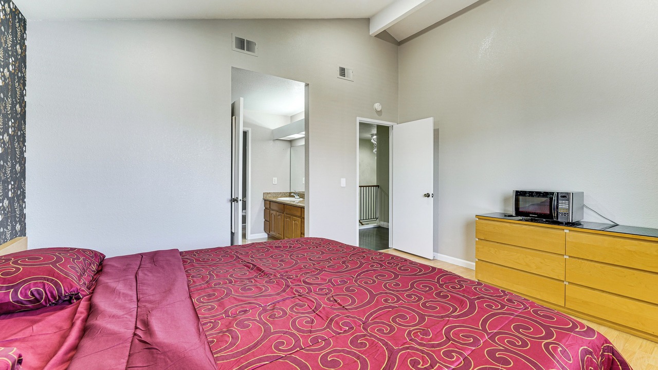 Photo of Bedroom in Ardenwood