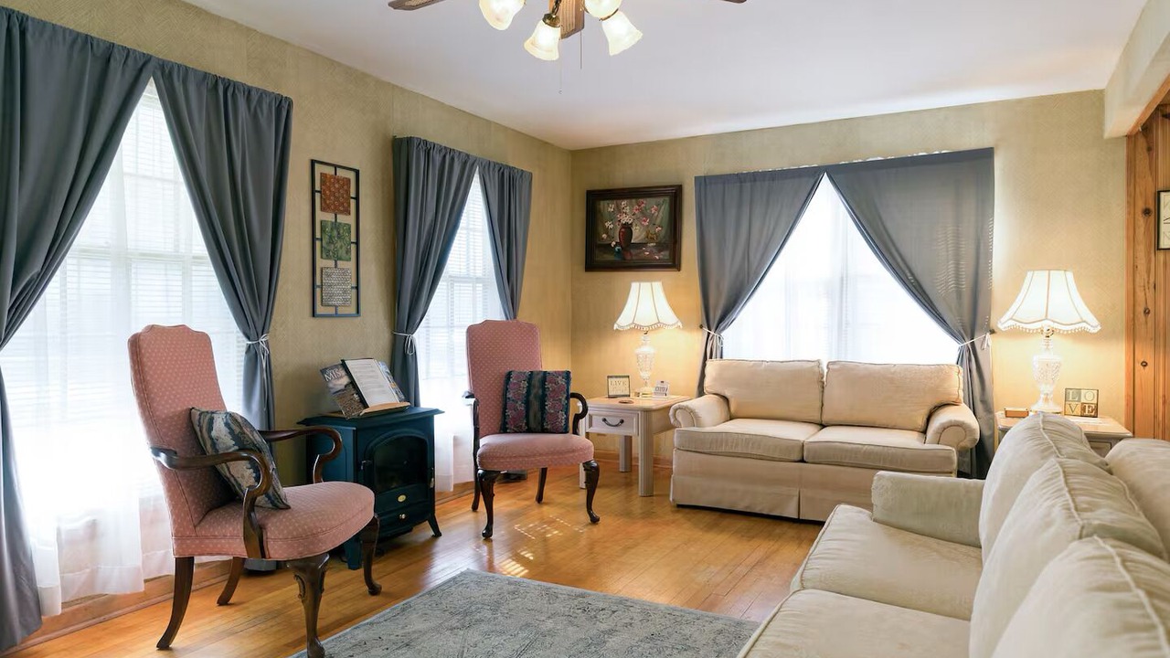 Photo of Livingroom in Kansas City