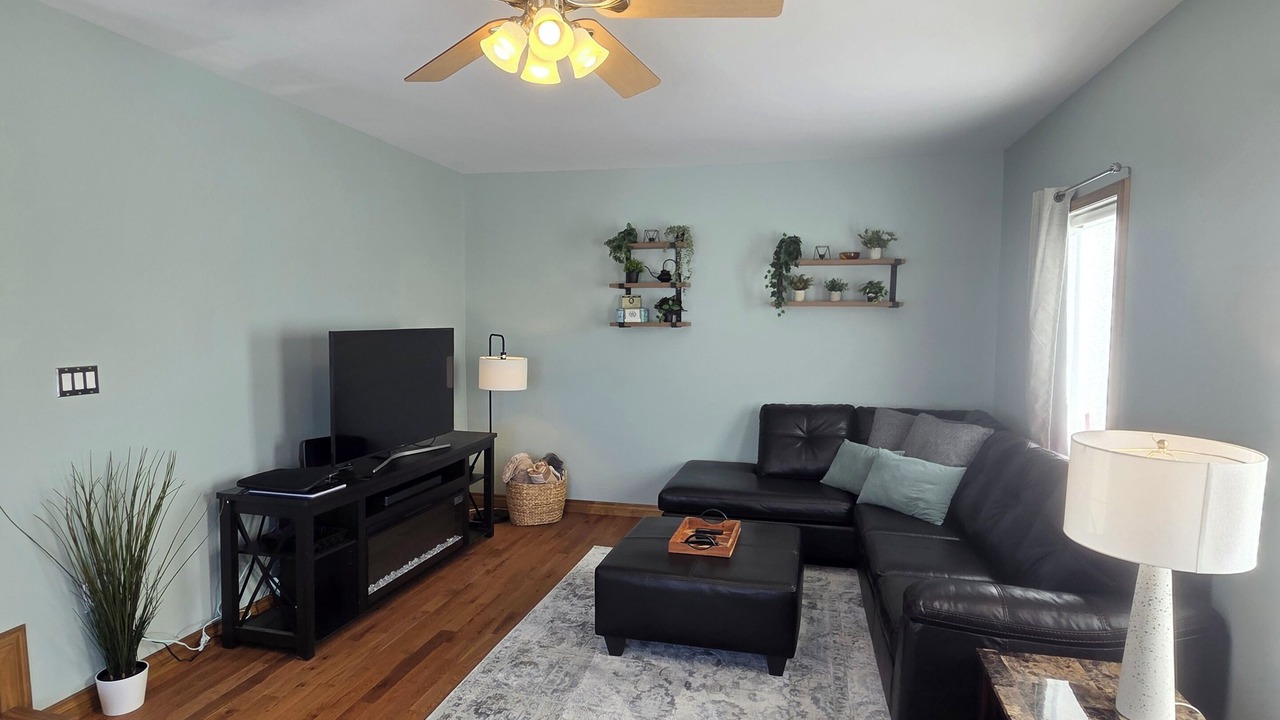 Photo of Livingroom in Red Lake