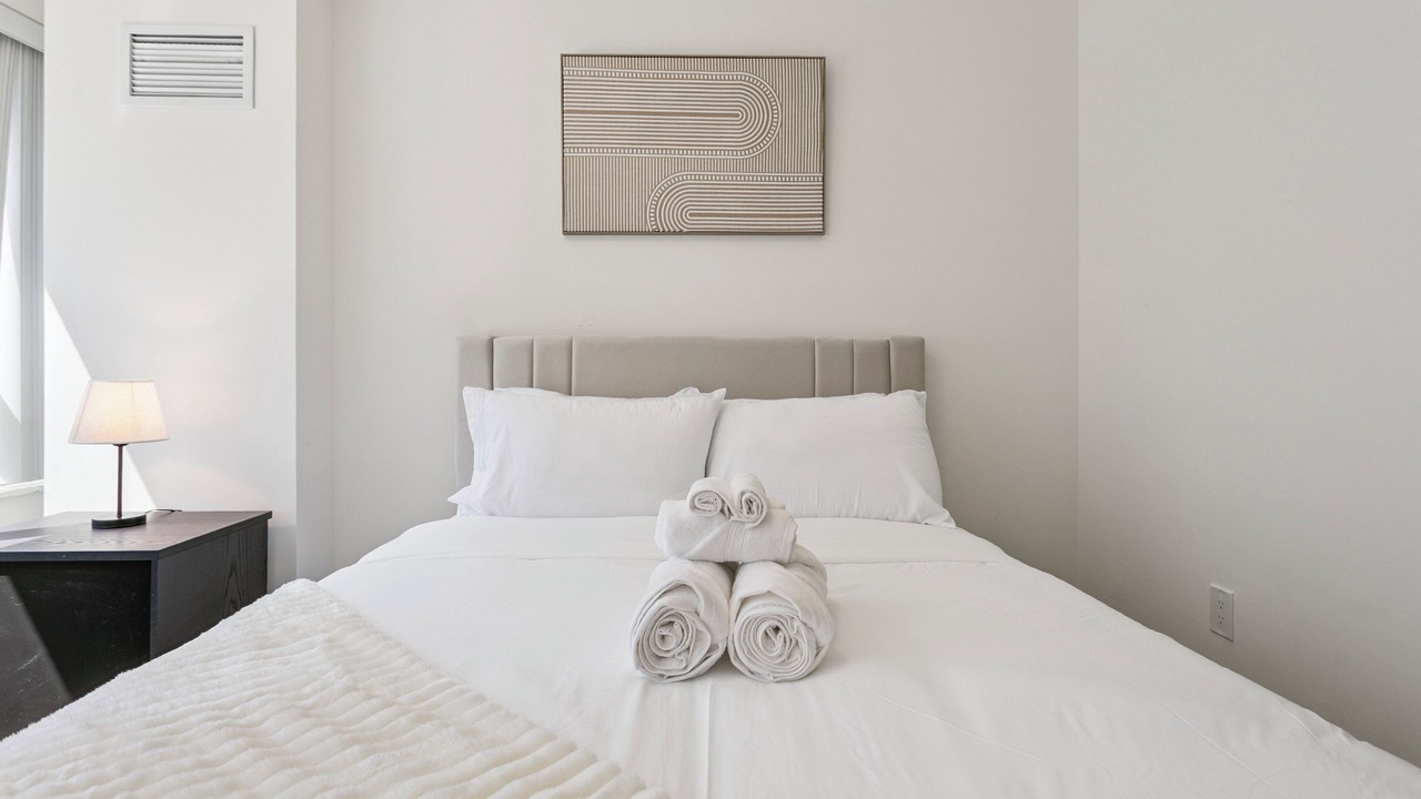 Photo of Bedroom in Toronto Entertainment District