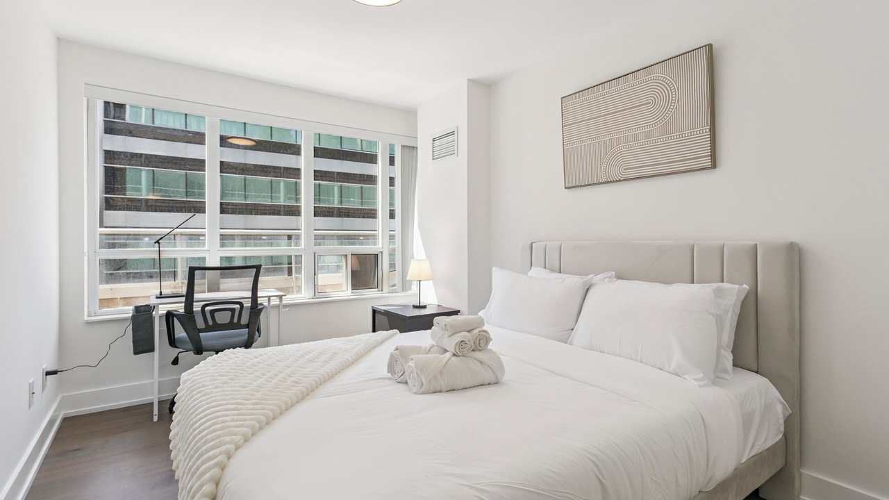 Photo of Bedroom in Toronto Entertainment District