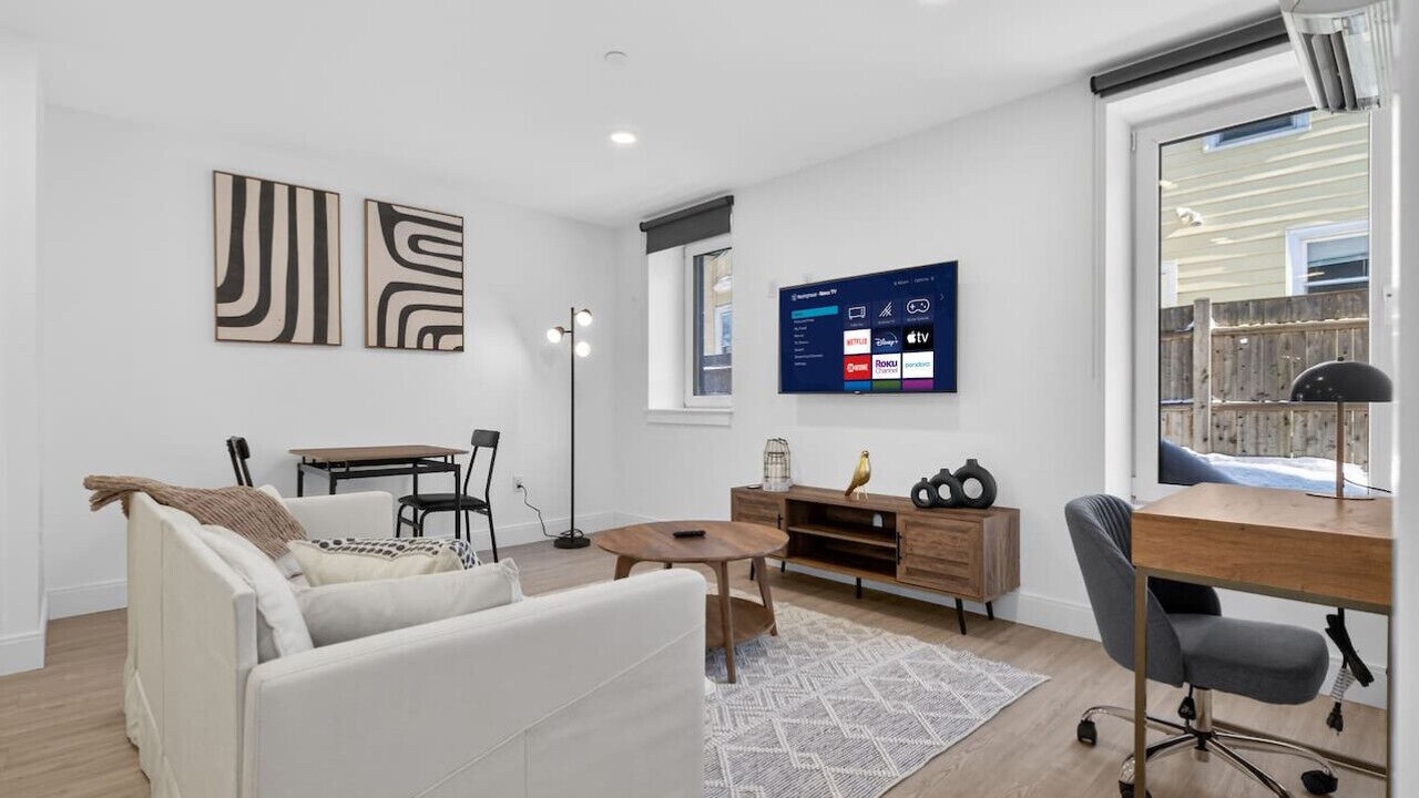 Photo of Livingroom in Allston