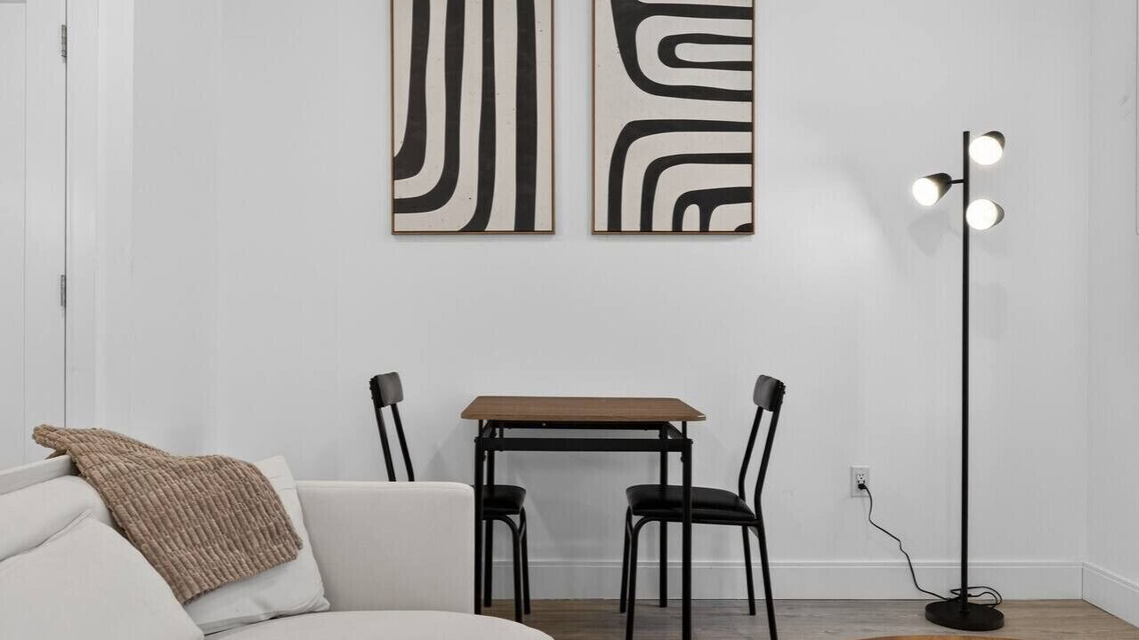 Photo of Livingroom in Allston