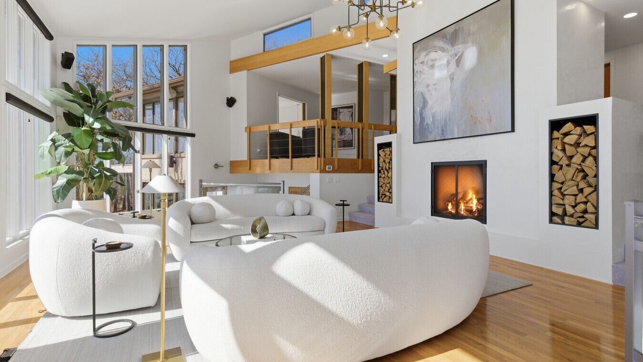 Photo of Livingroom in Sunrise Beach