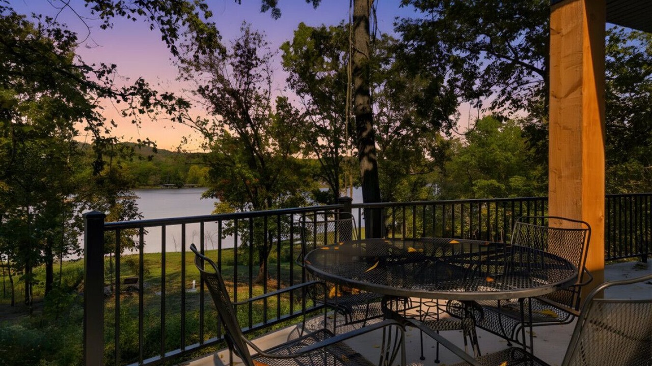 Photo of Patio Balcony in Camdenton
