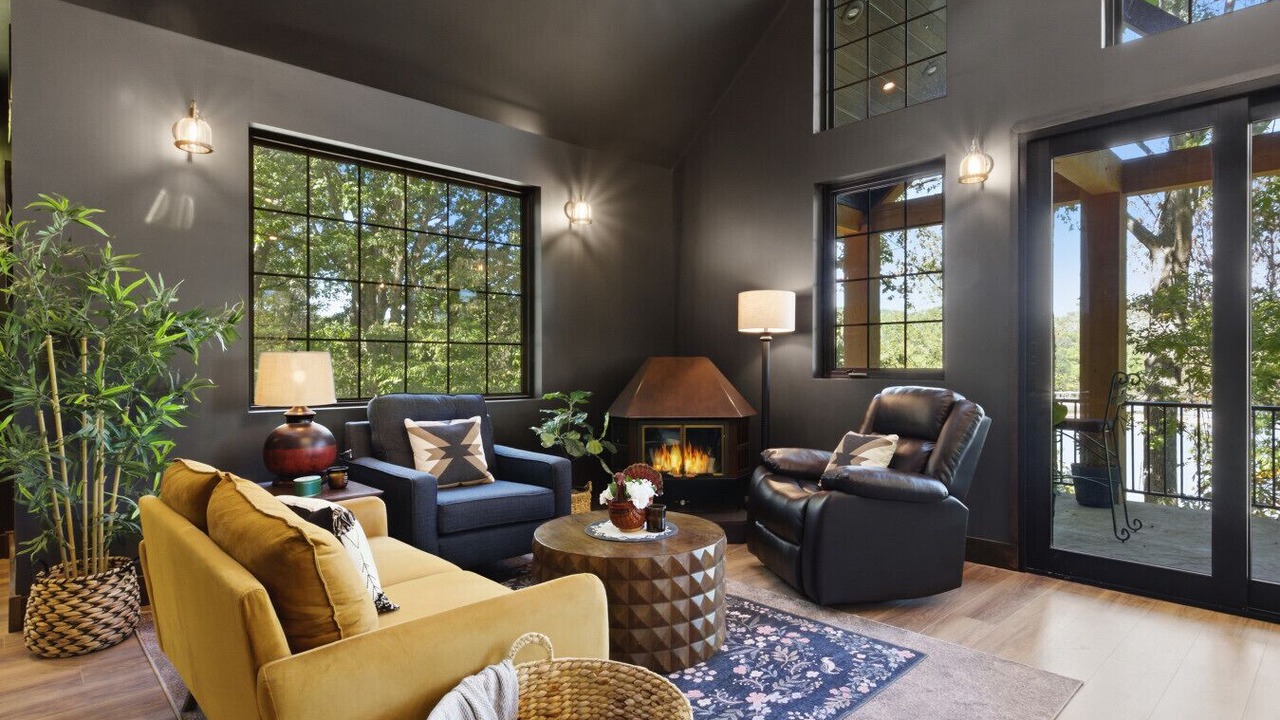 Photo of Livingroom in Camdenton