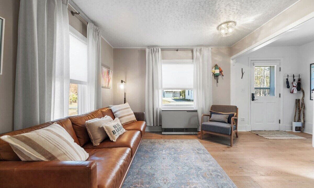 Photo of Livingroom in Seal Harbor