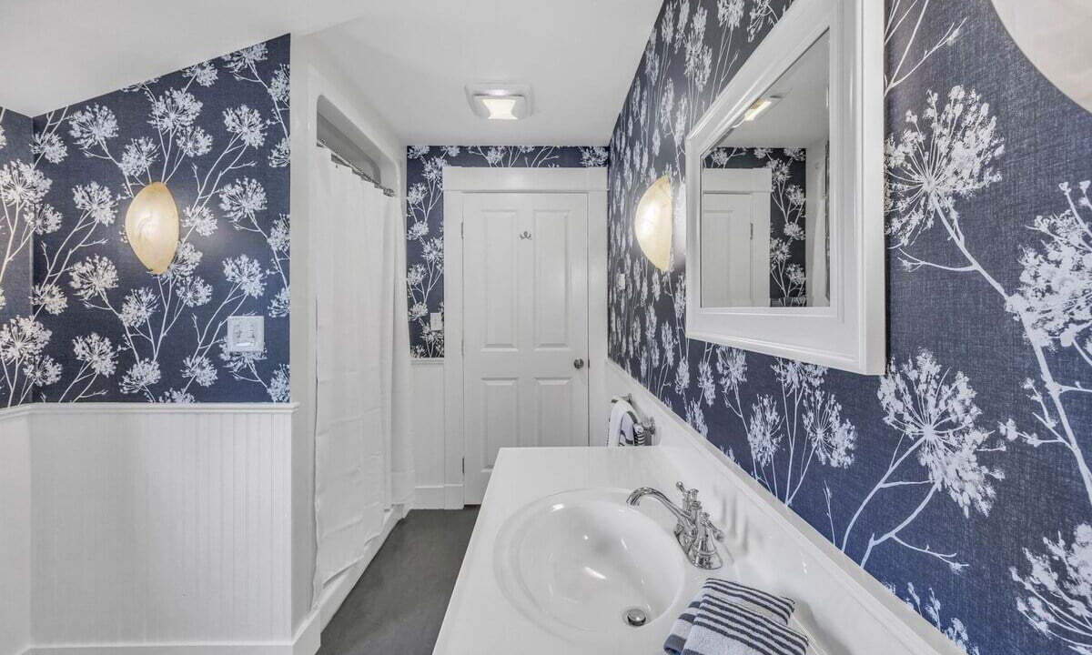 Photo of Bathroom in East Sullivan