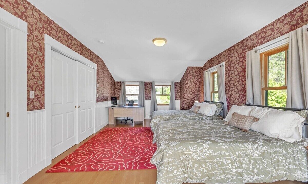 Photo of Bedroom in East Sullivan