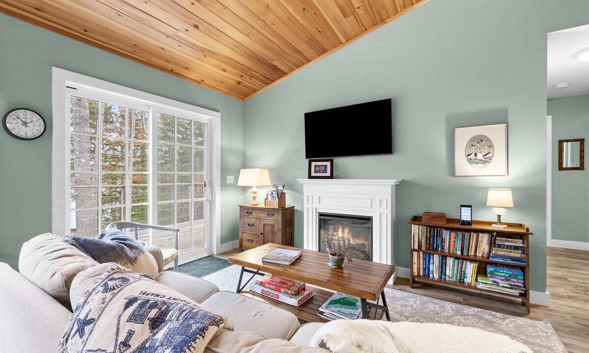 Photo of Livingroom in Hancock